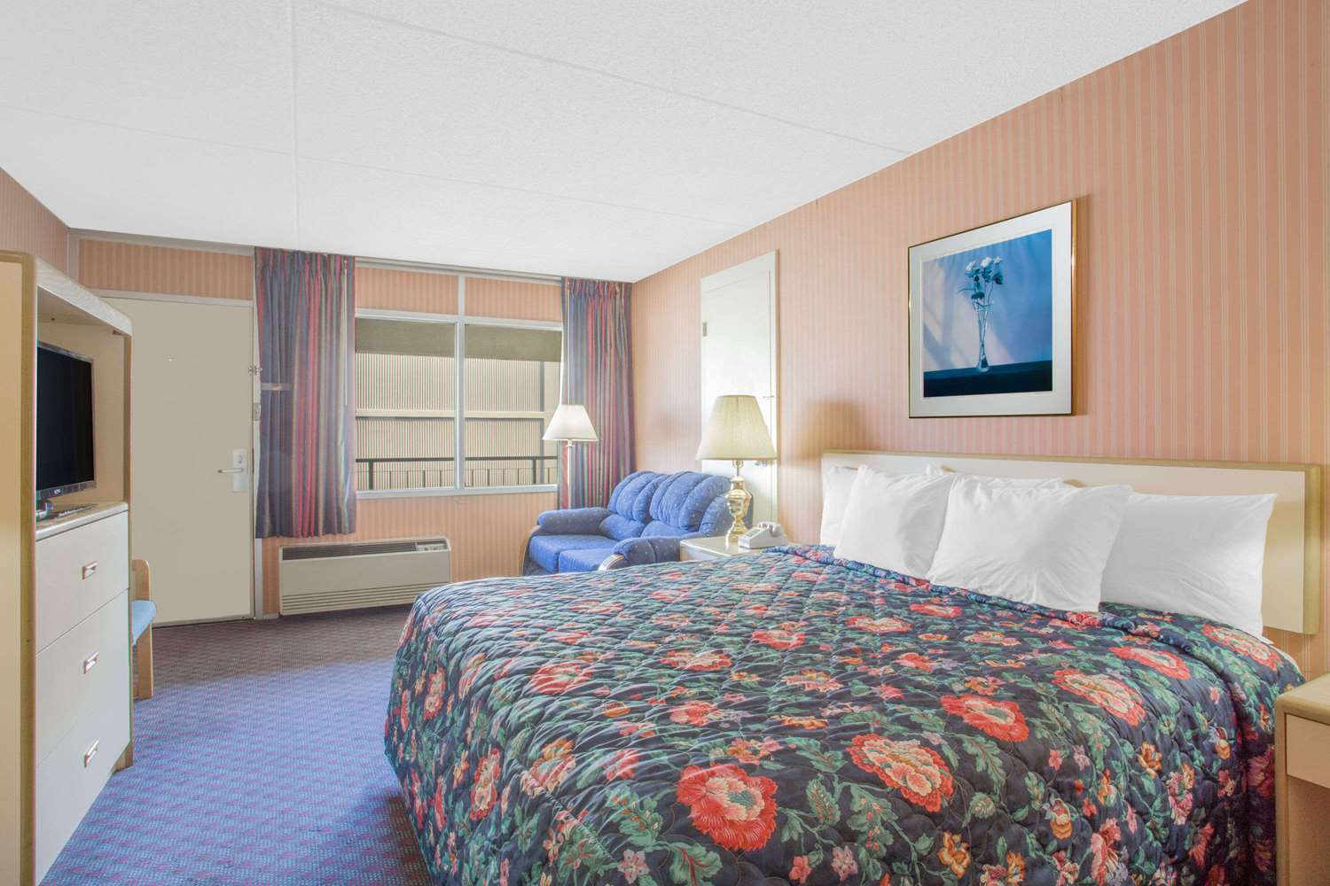 Days Inn By Wyndham Florence Downtown المظهر الخارجي الصورة